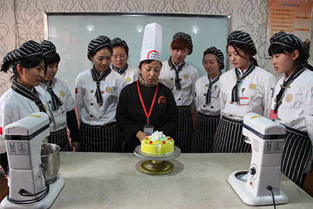 �¶�����ѧ�ֳ�